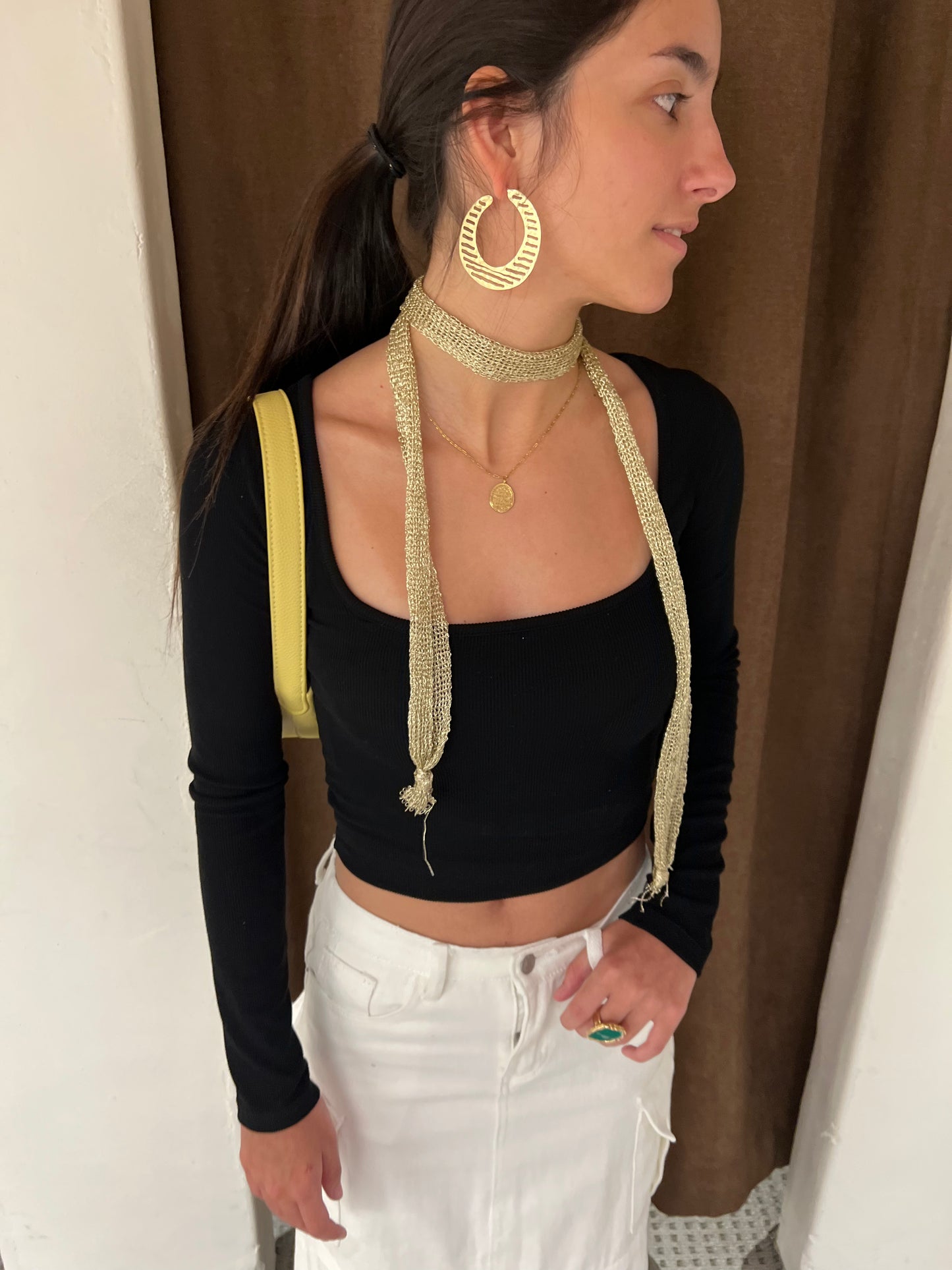 COLLAR SCARF